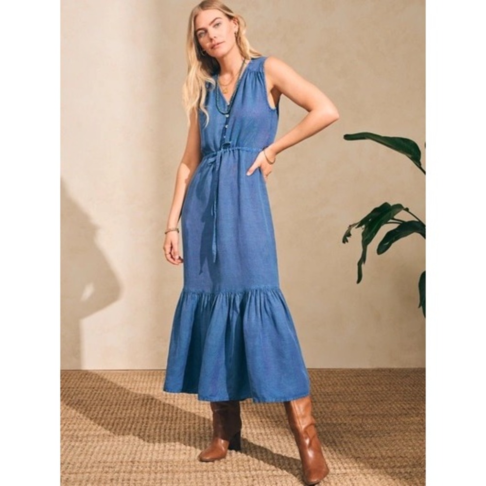 Faherty Ojai Dress in Washed Blue Linen Tiered Midi Maxi size Small